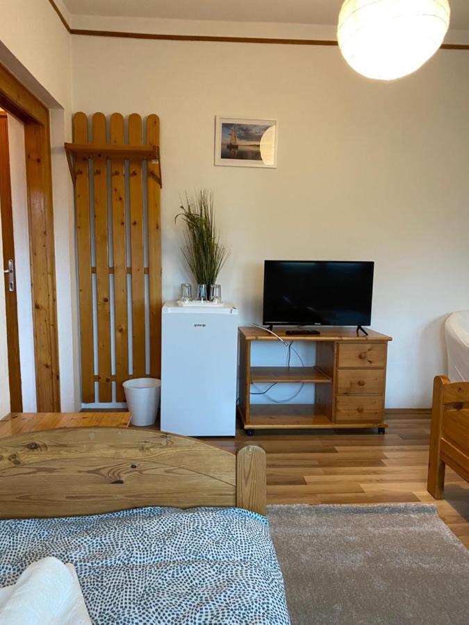 פוניארצוושהג' Global Apartmanhaz מראה חיצוני תמונה