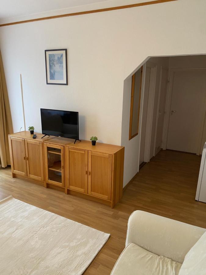 פוניארצוושהג' Global Apartmanhaz מראה חיצוני תמונה