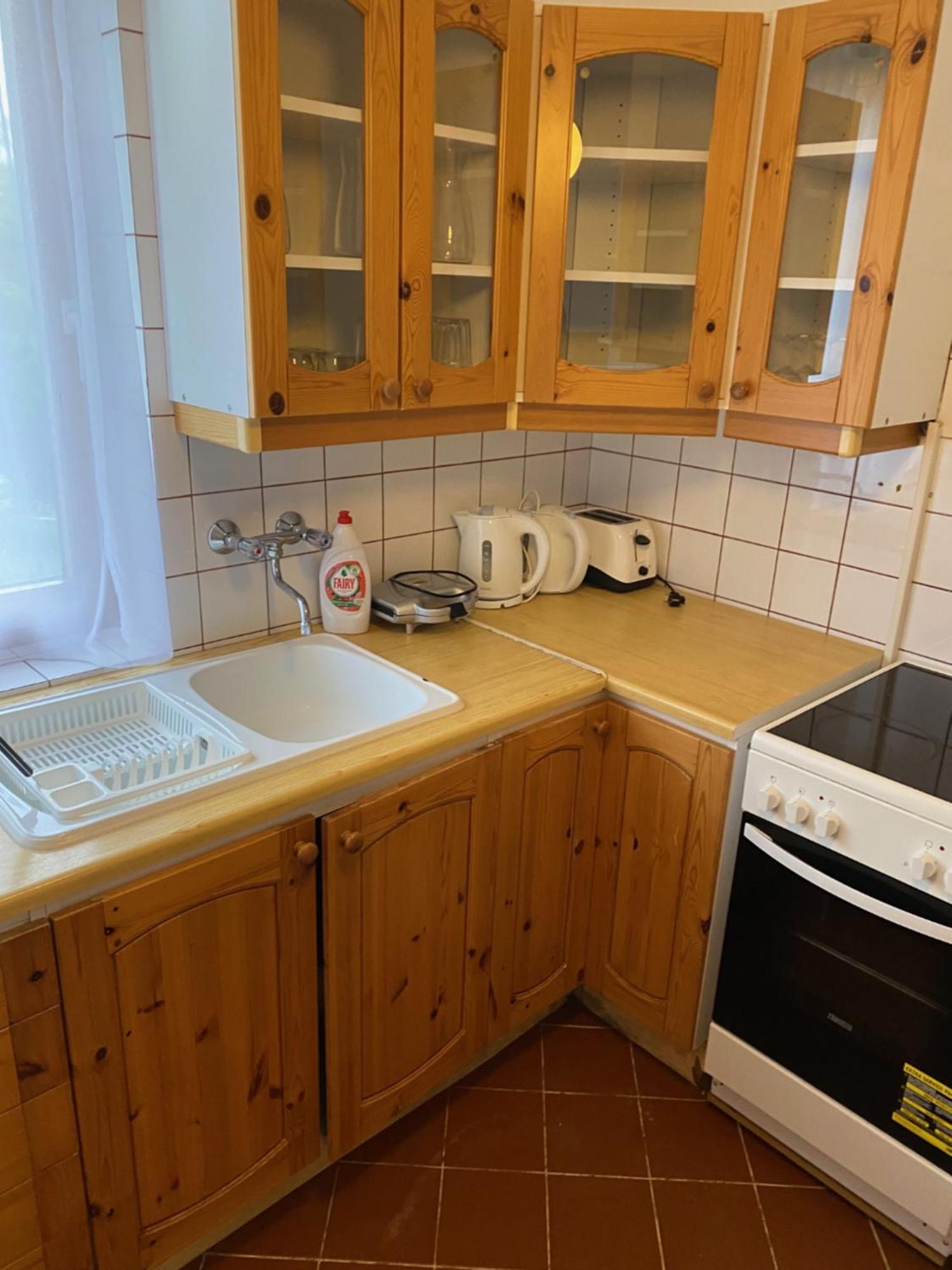 פוניארצוושהג' Global Apartmanhaz מראה חיצוני תמונה